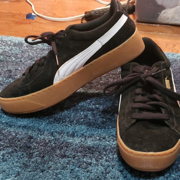 Puma Vikky Platform Sneakers - Picture 4 of 6